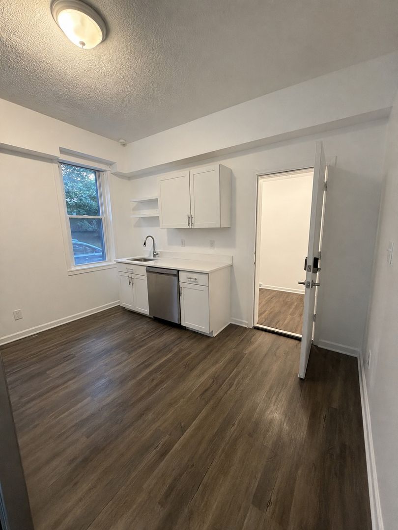 4415 Garwood Way unit 1 – photo 3