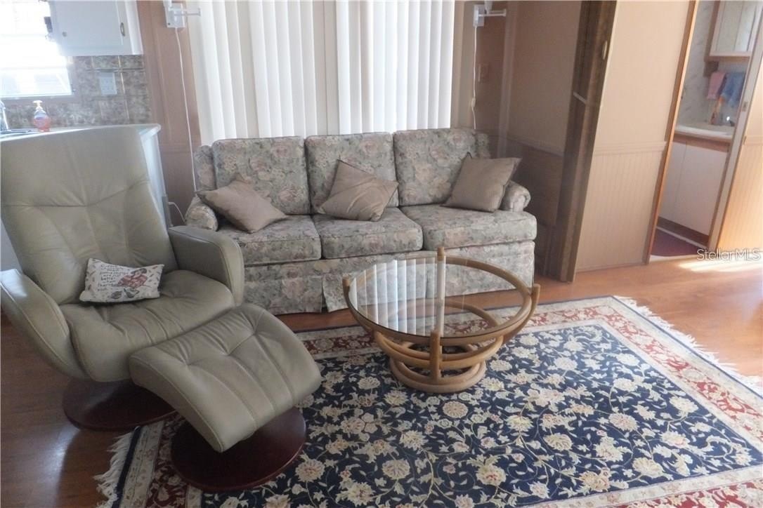 351 Citrus Ridge Dr – photo 2