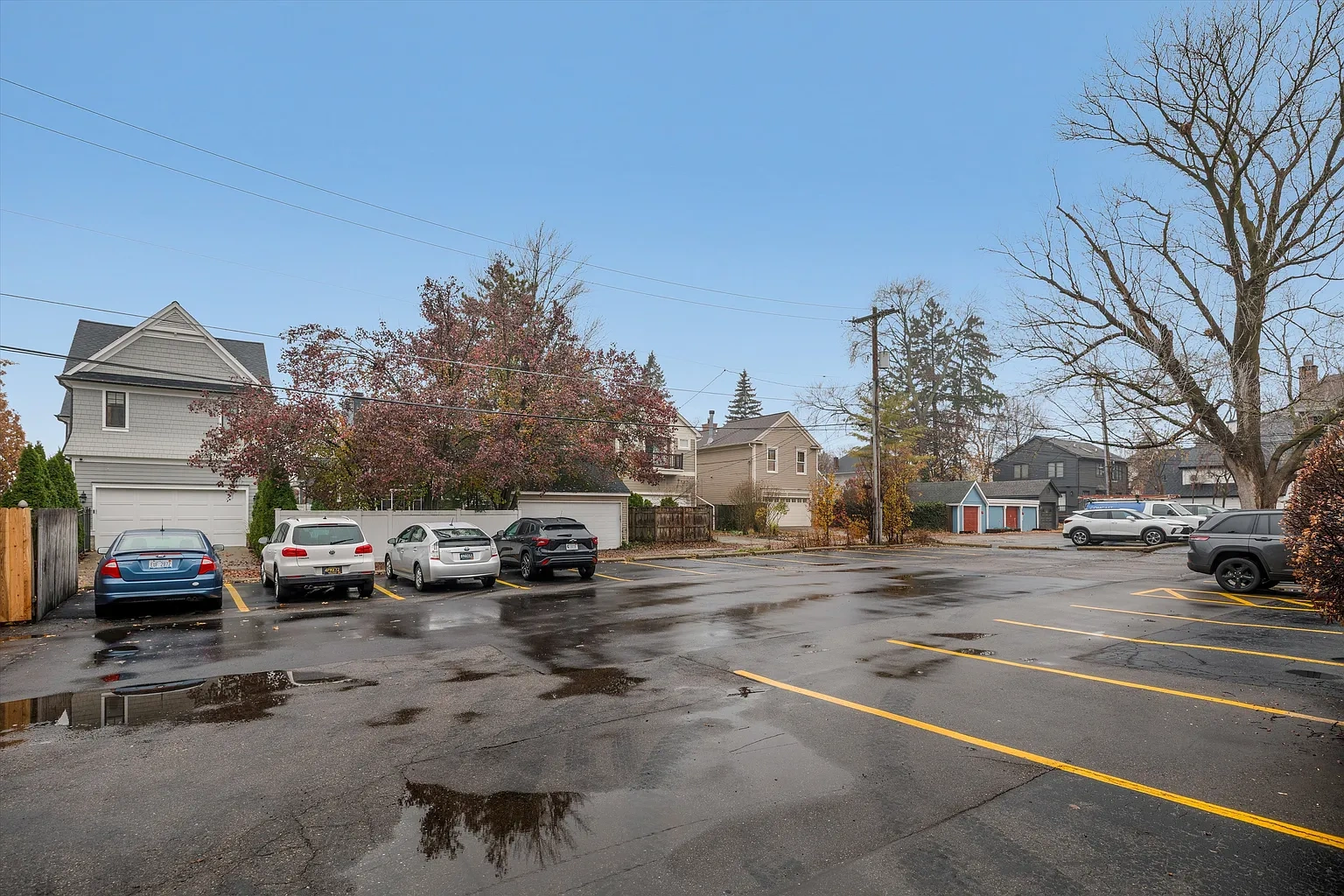 Hartford Place Apartments – photo 1