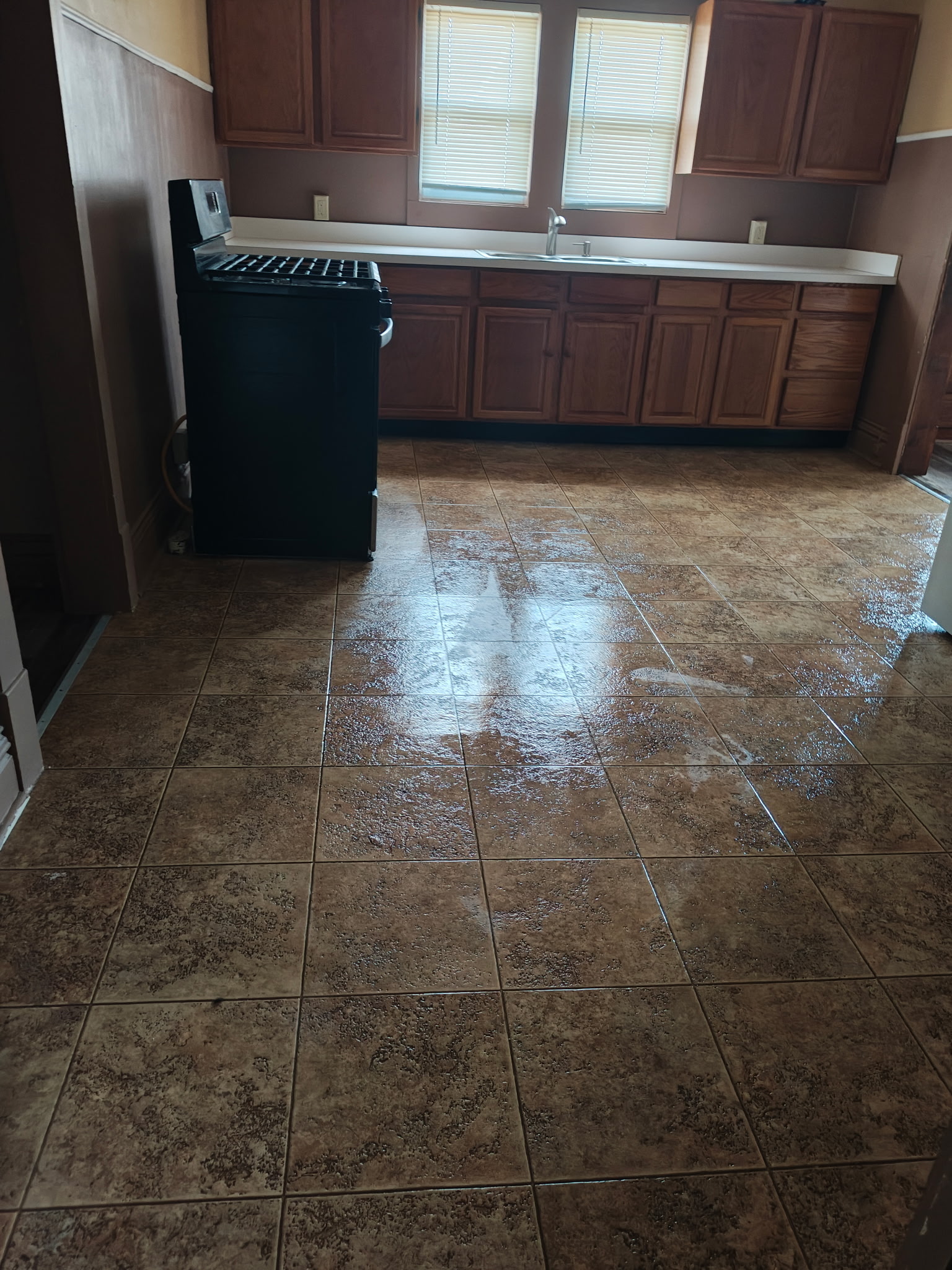 811 Wilmington Ave unit 7 – photo 1