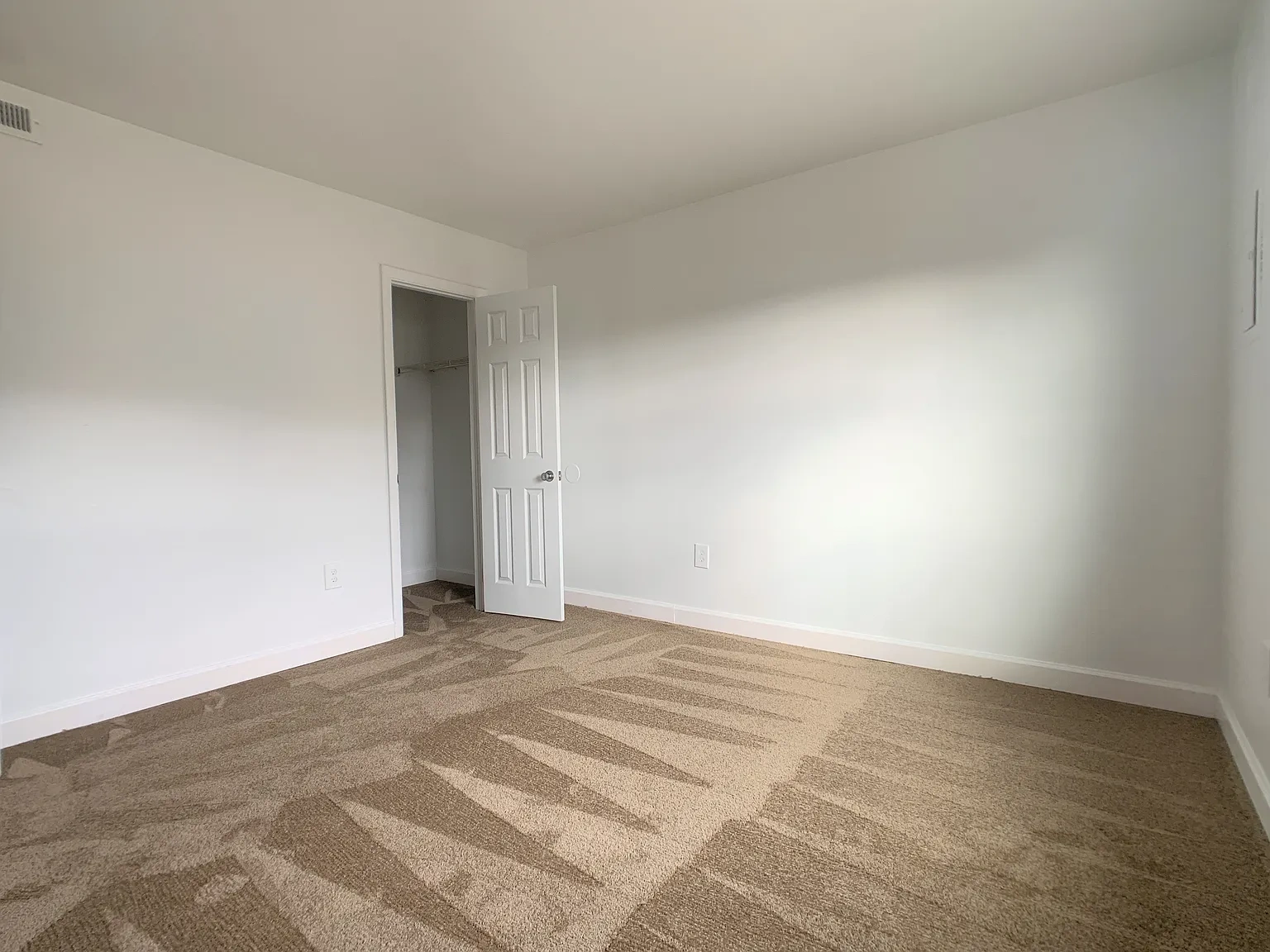 Autumn Ridge Apartments – photo 1