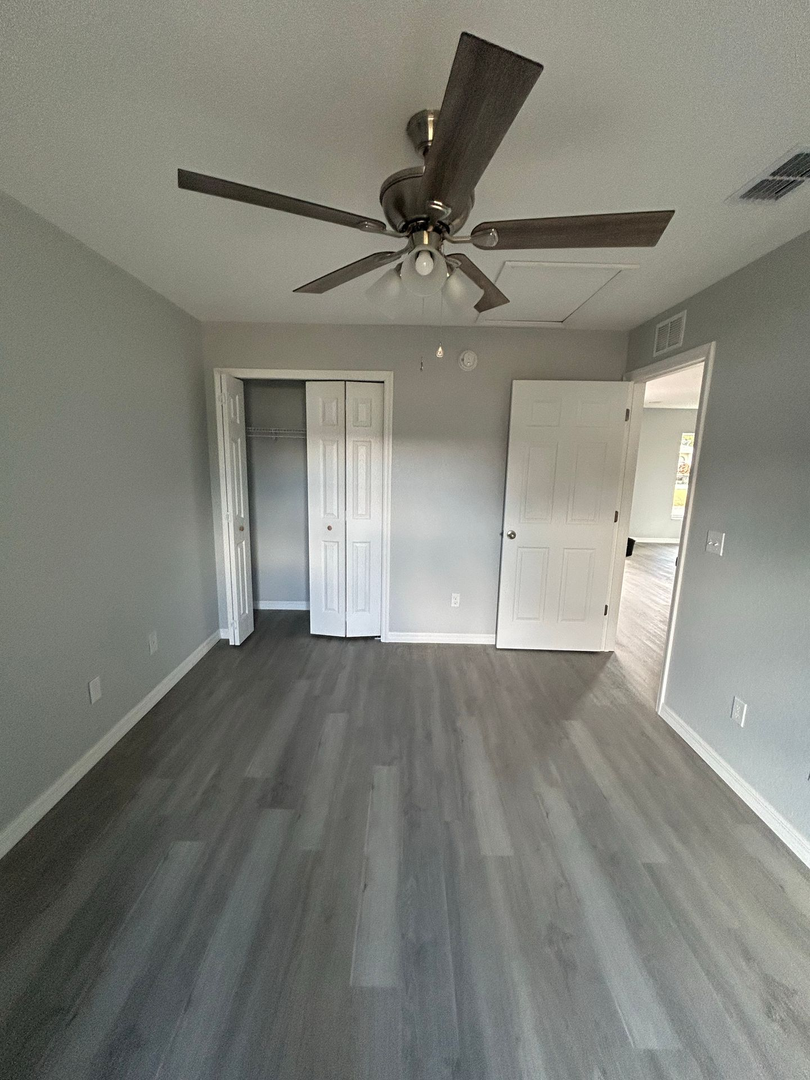 895 S 7th Ave – photo 4