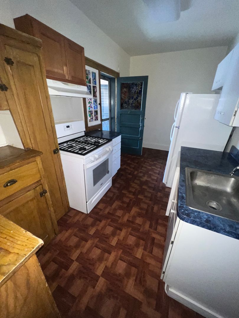 2626 N Moreland Blvd unit 8 – photo 5