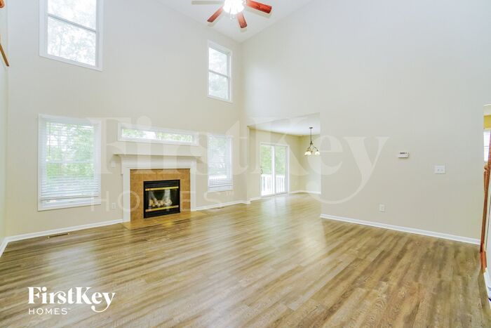 7821 Edgewater Ct – photo 5
