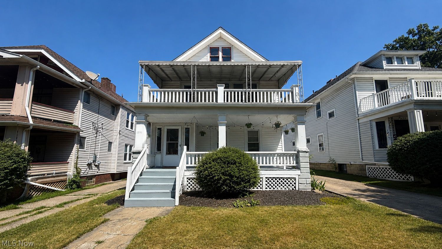 1591 Warren Rd unit Lower – photo 1