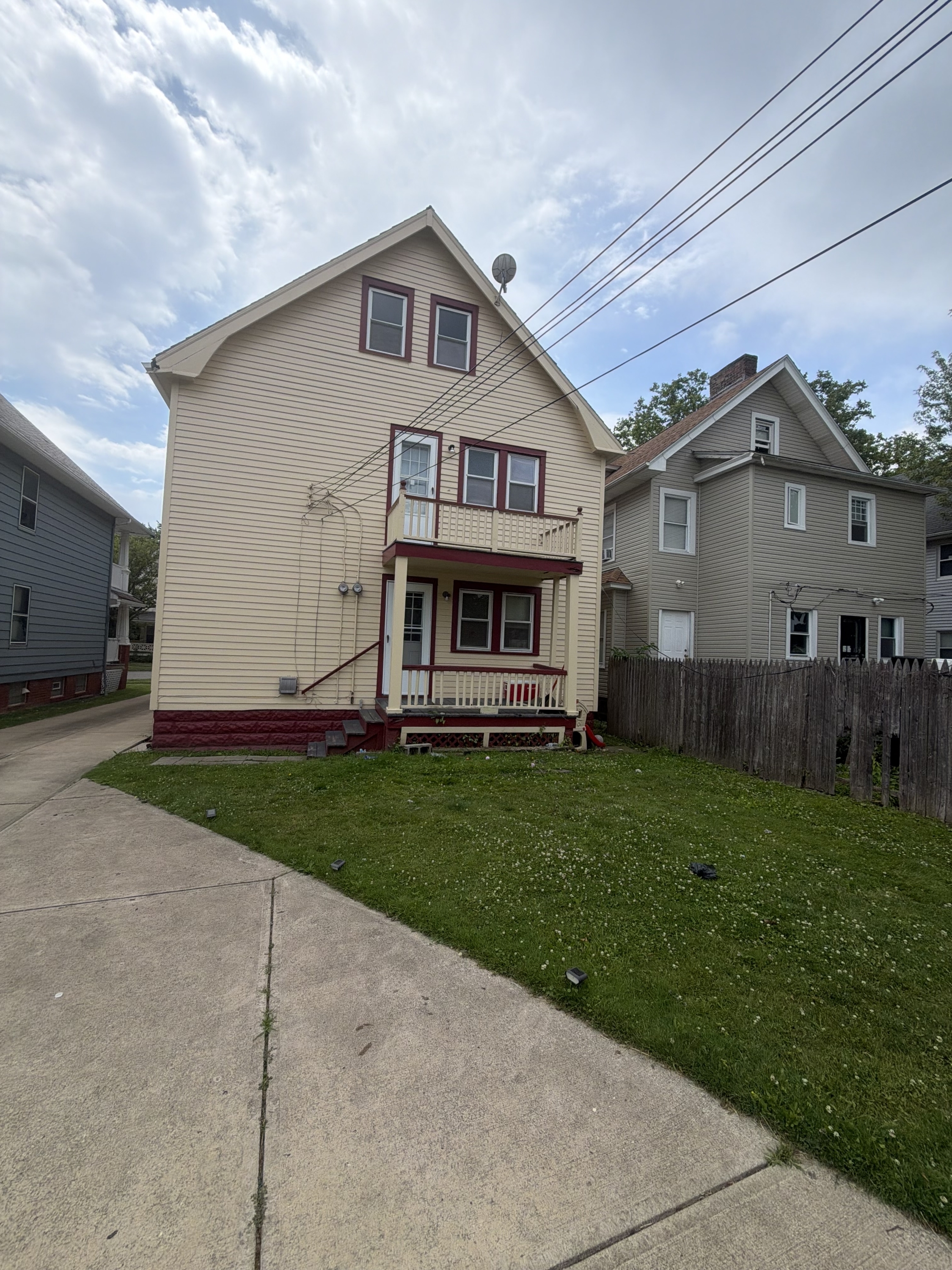 10324 Bernard Ave – photo 2