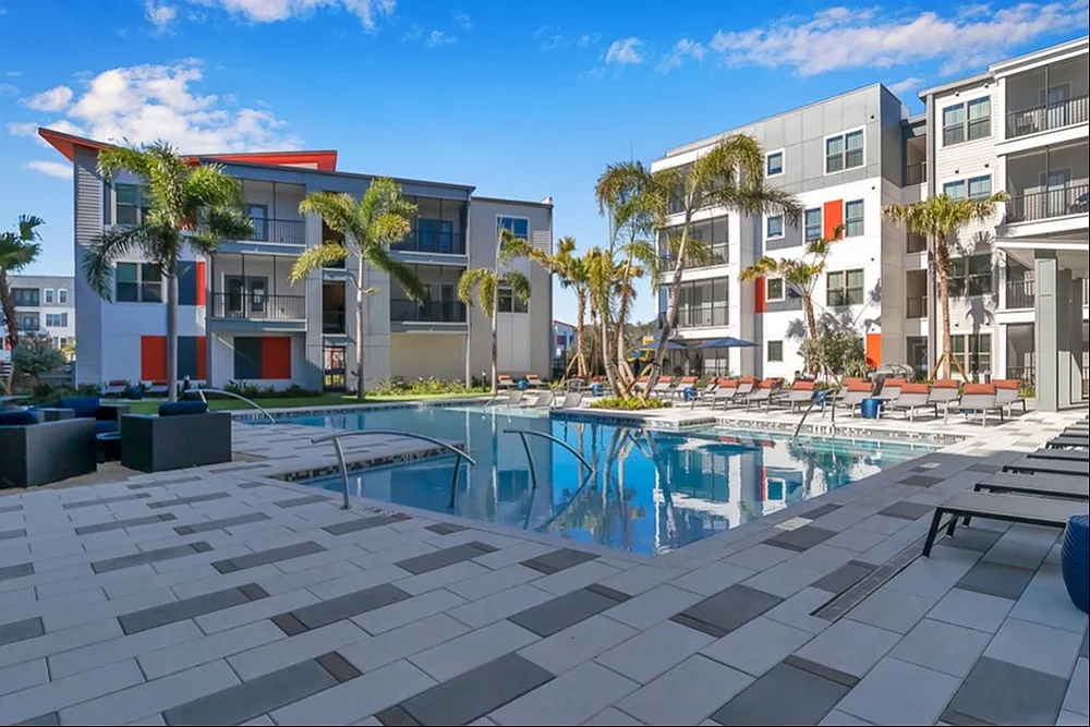 Nexus Brandon Apartments – photo 4