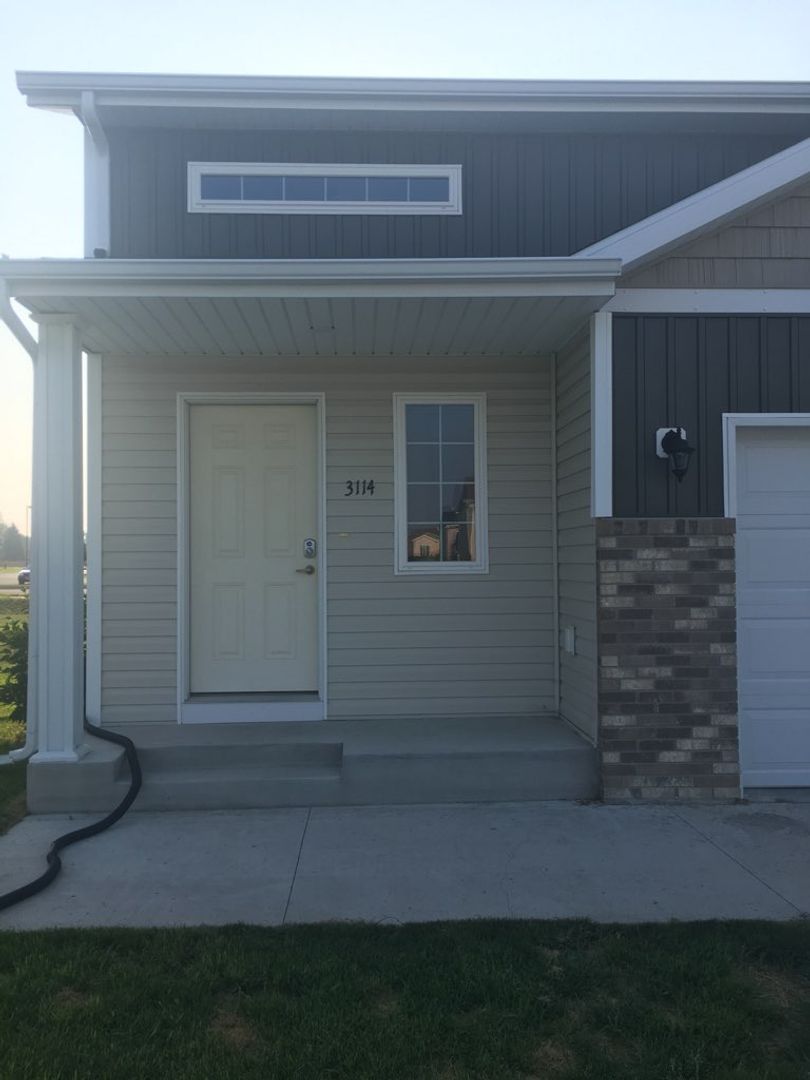 3114 27th St S – photo 2