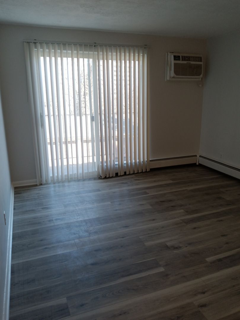 1940 W 96th St unit Apt 9 – photo 3