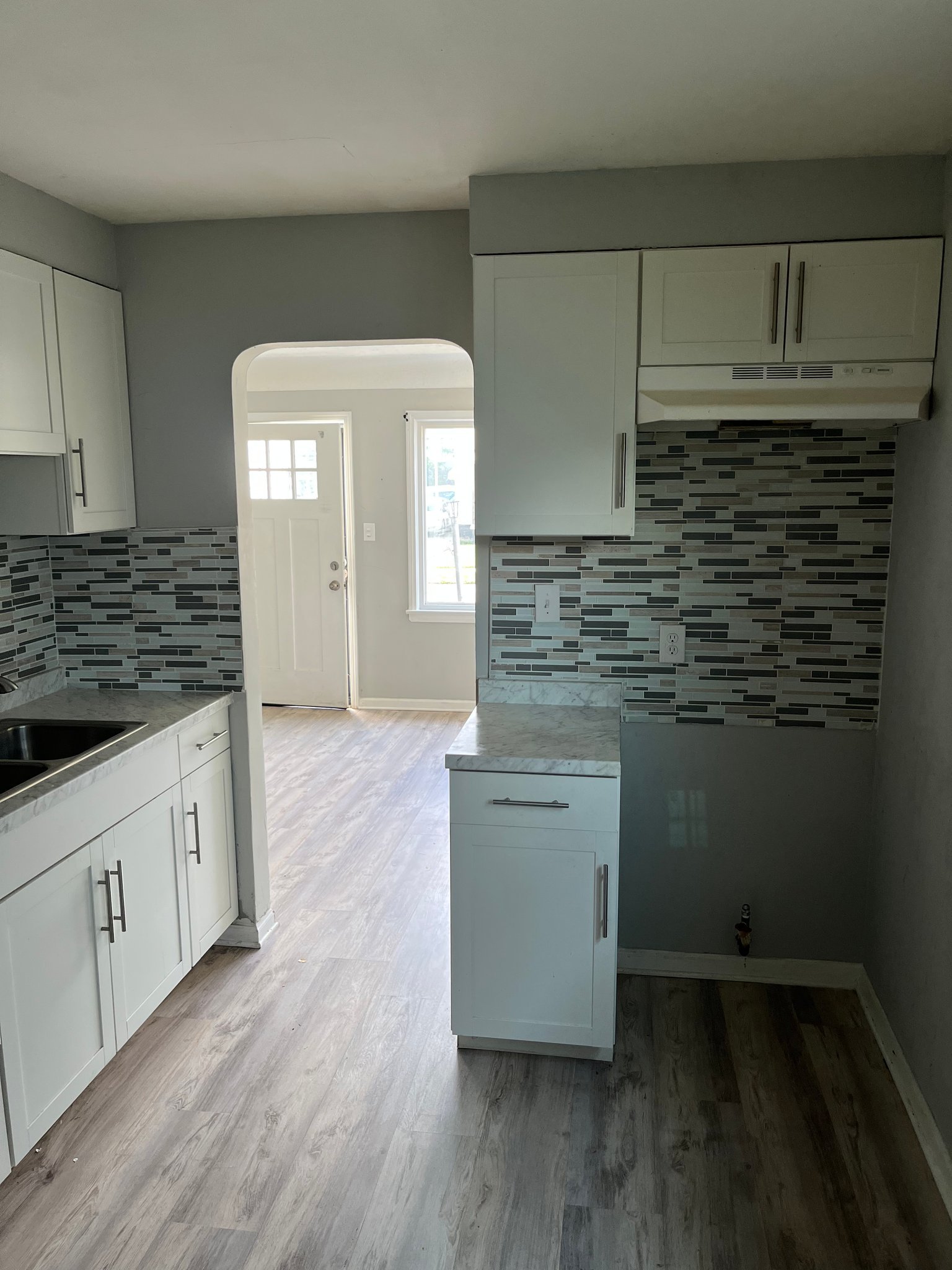 11800 Princeton Ave – photo 3
