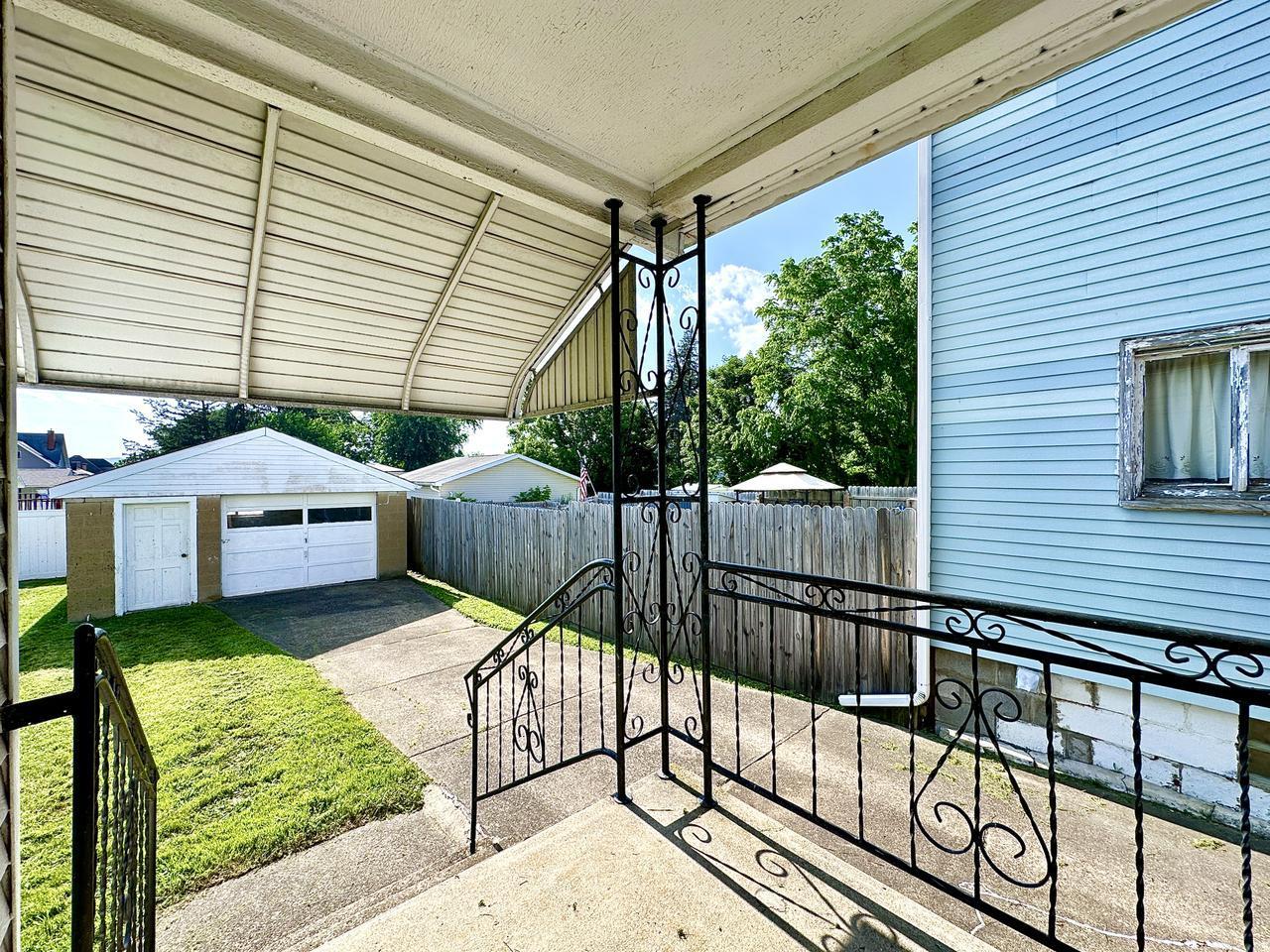 1112 Williams St – photo 3