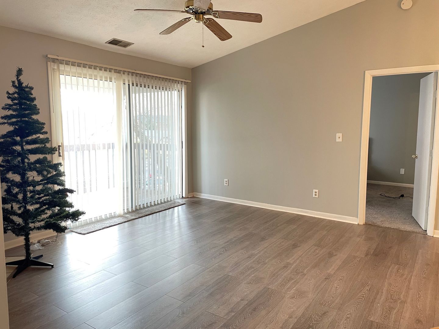 148 Mallard Glen Dr – photo 2