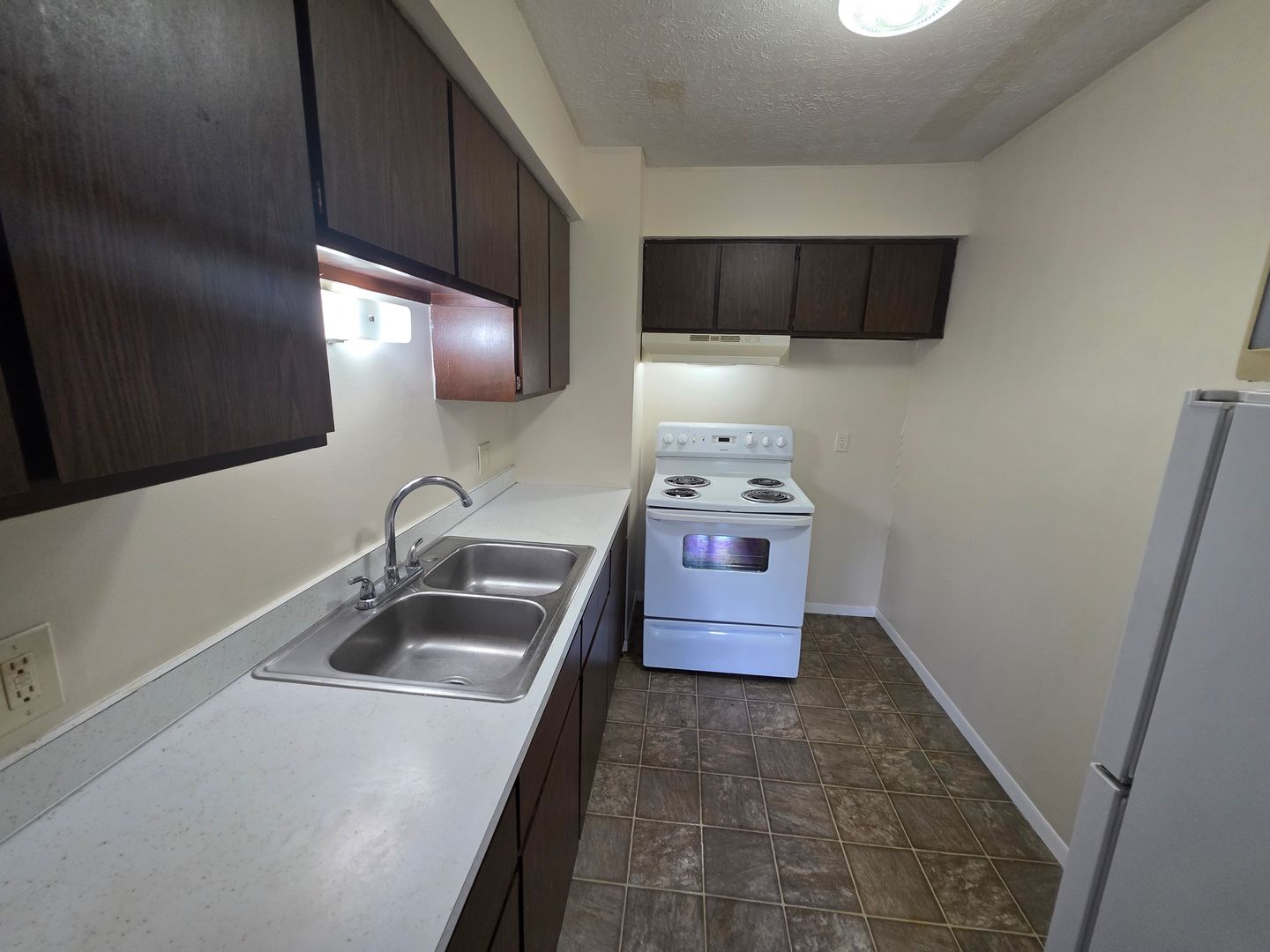 508 E Buchtel Ave unit 2C – photo 4