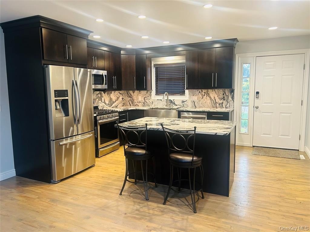 113 Alicia Dr – photo 3