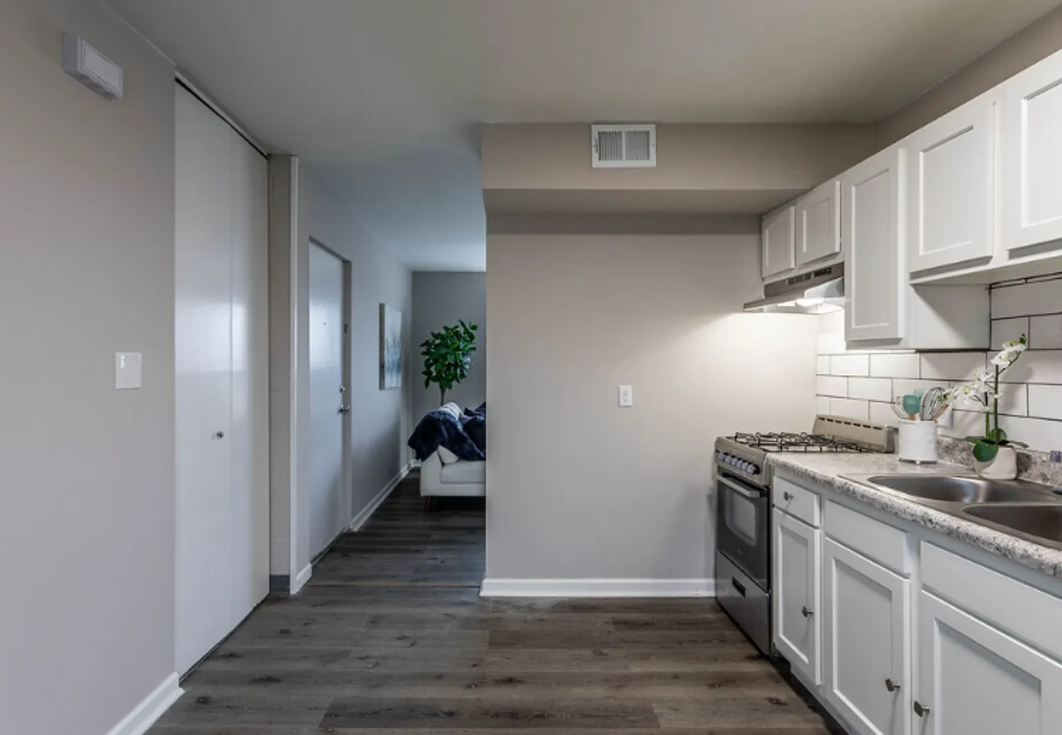Highland Terrace Apartments – photo 1