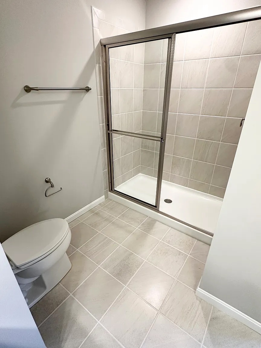 5012 Pebble Ct unit 5012 – photo 4