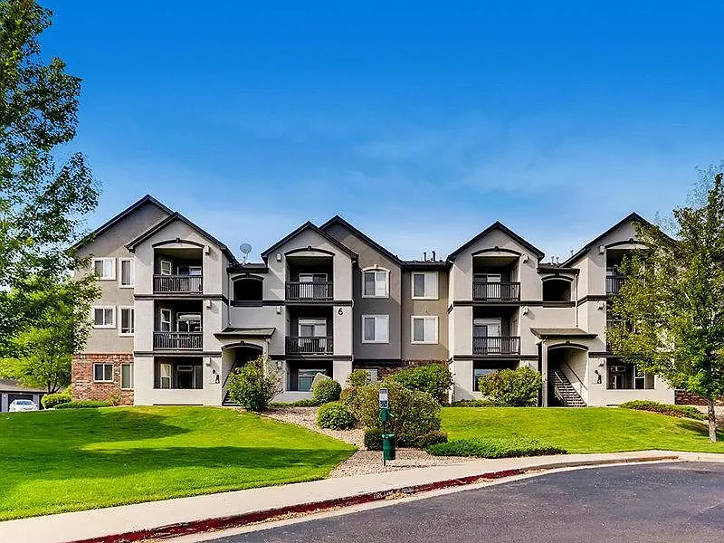 Allure Apartments – photo 2