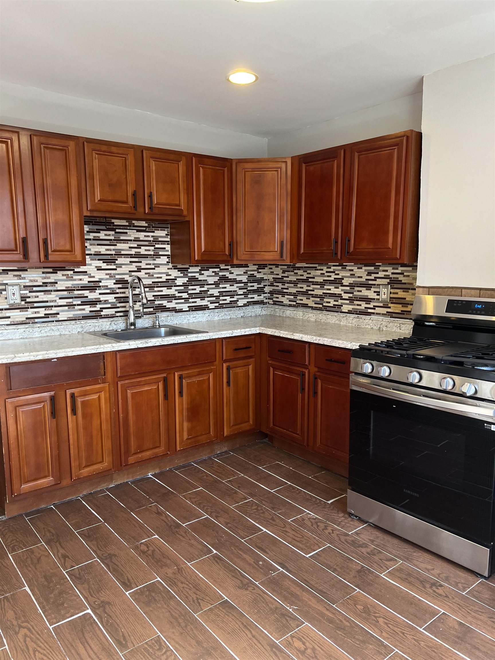 187 Wegman Pkwy unit 2 – photo 1