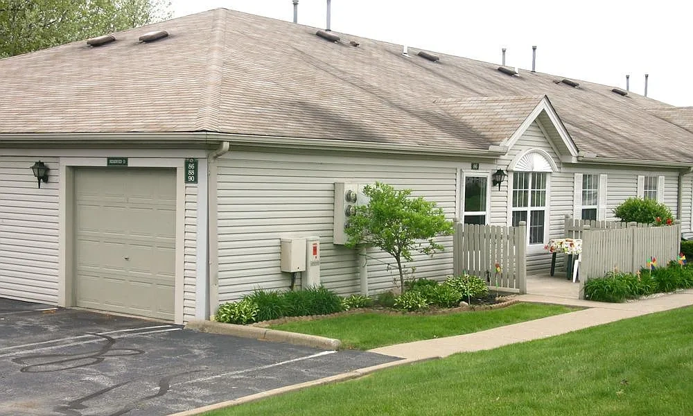 Ashberry Village Apartments – photo 3
