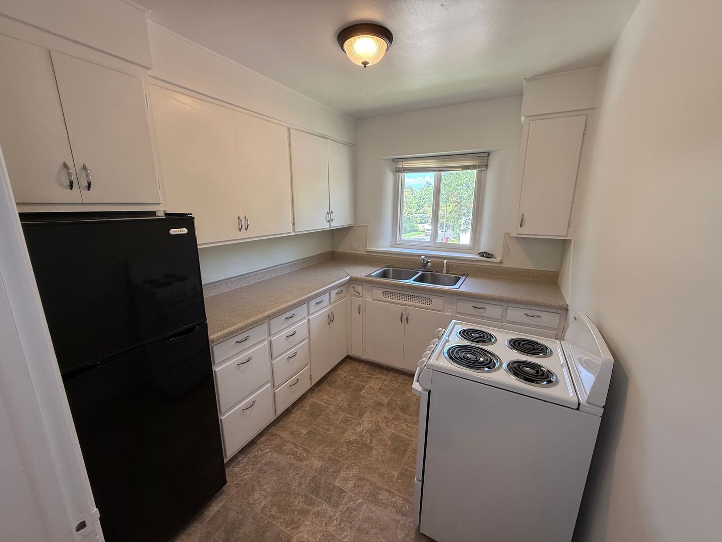 801 S Adams St unit #8 – photo 4
