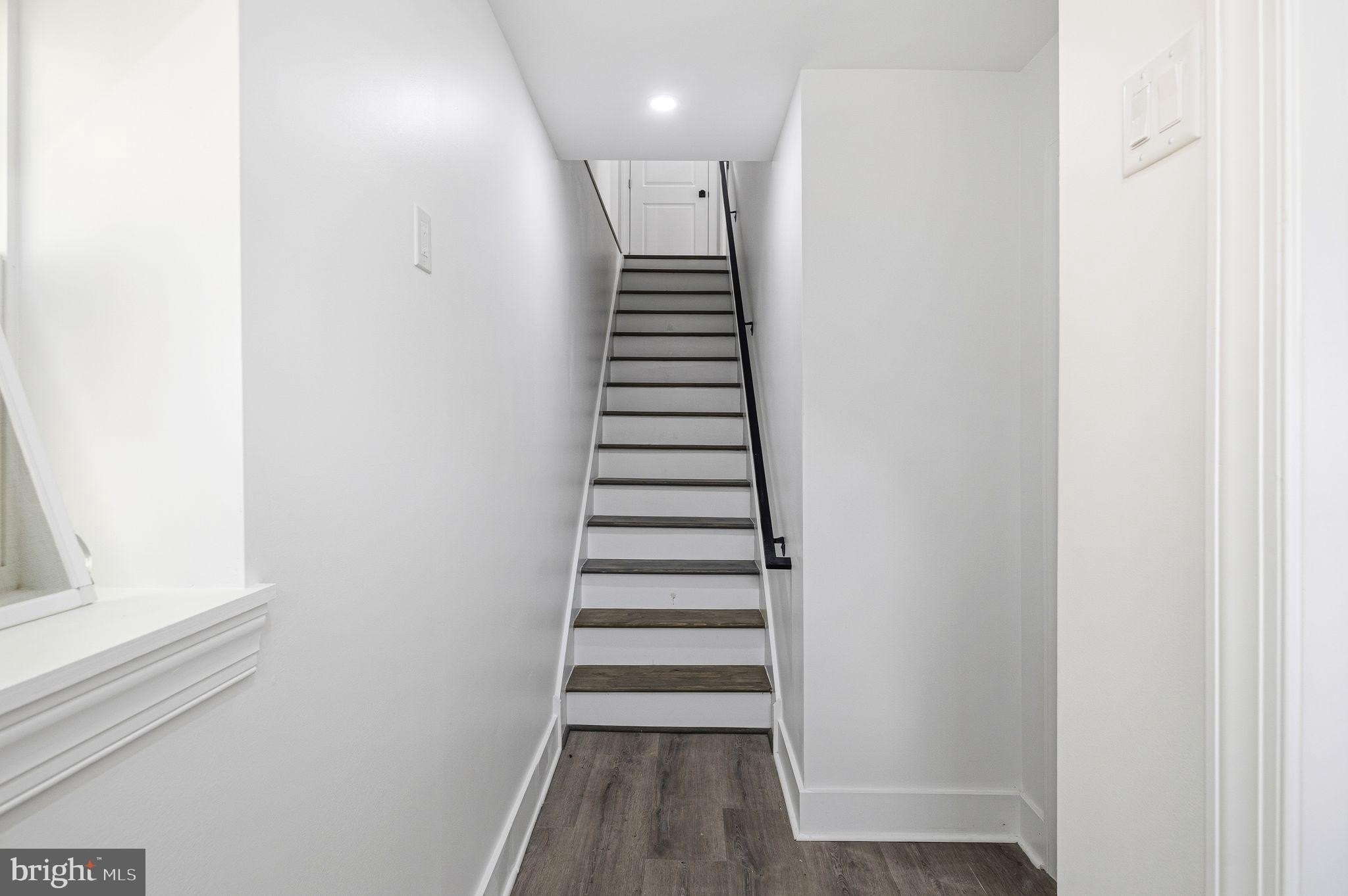 2370 Randolph St – photo 5