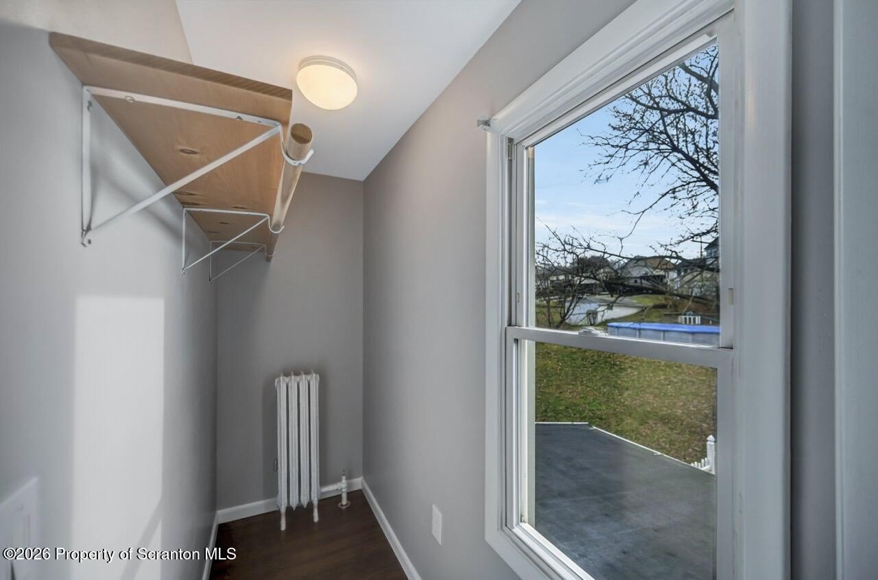 2725 Cedar Ave – photo 3