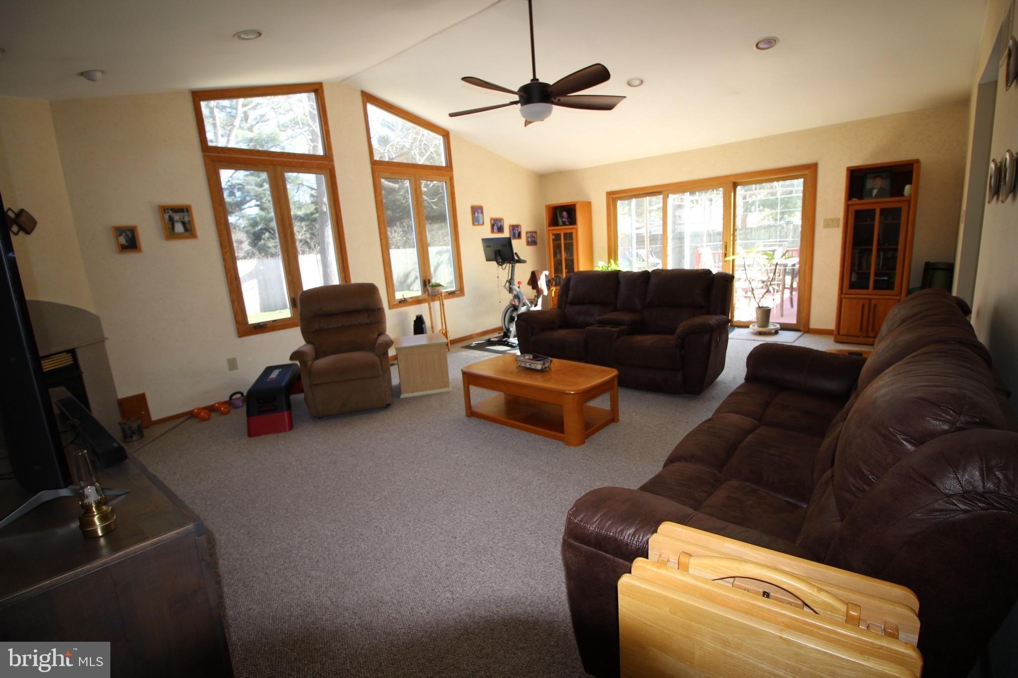 112 Harvard Rd – photo 4