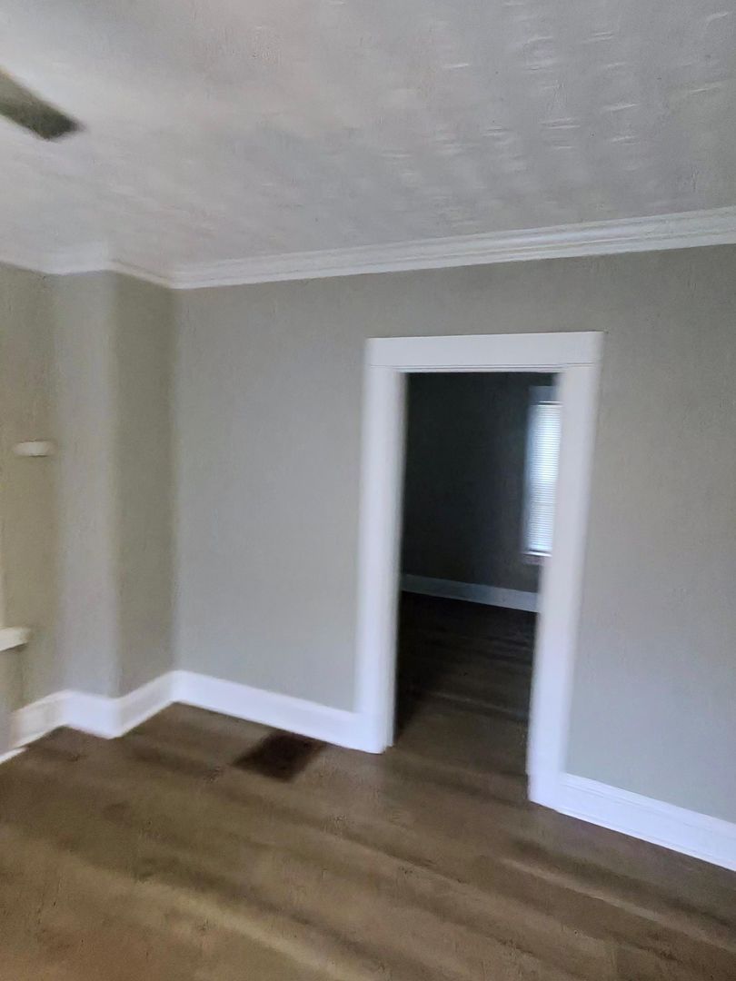 10514 Mt Auburn Ave unit Upstairs – photo 1