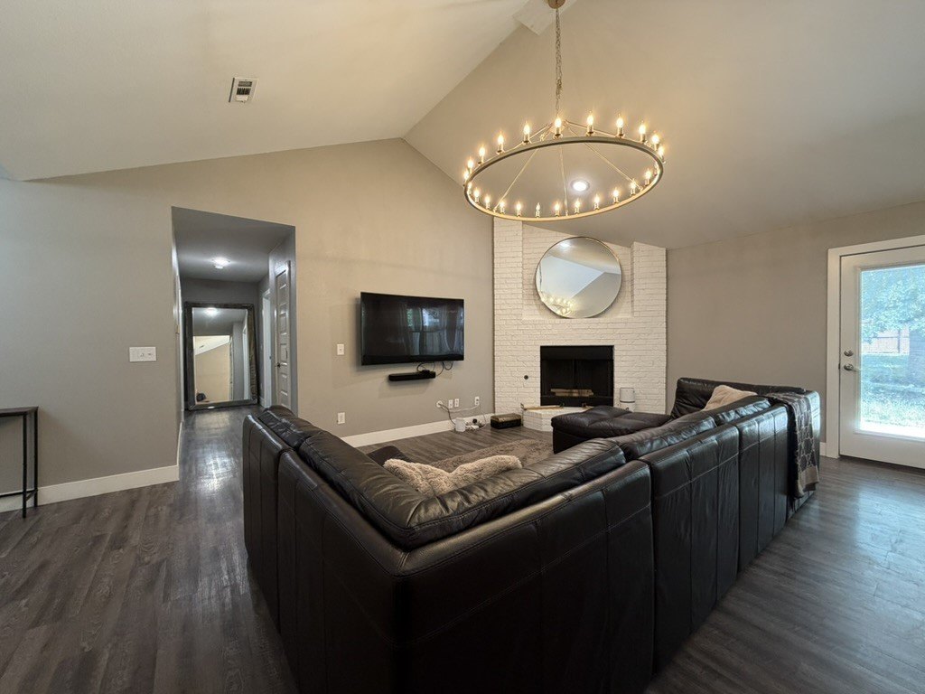 1314 N Fieldstone Ave – photo 3