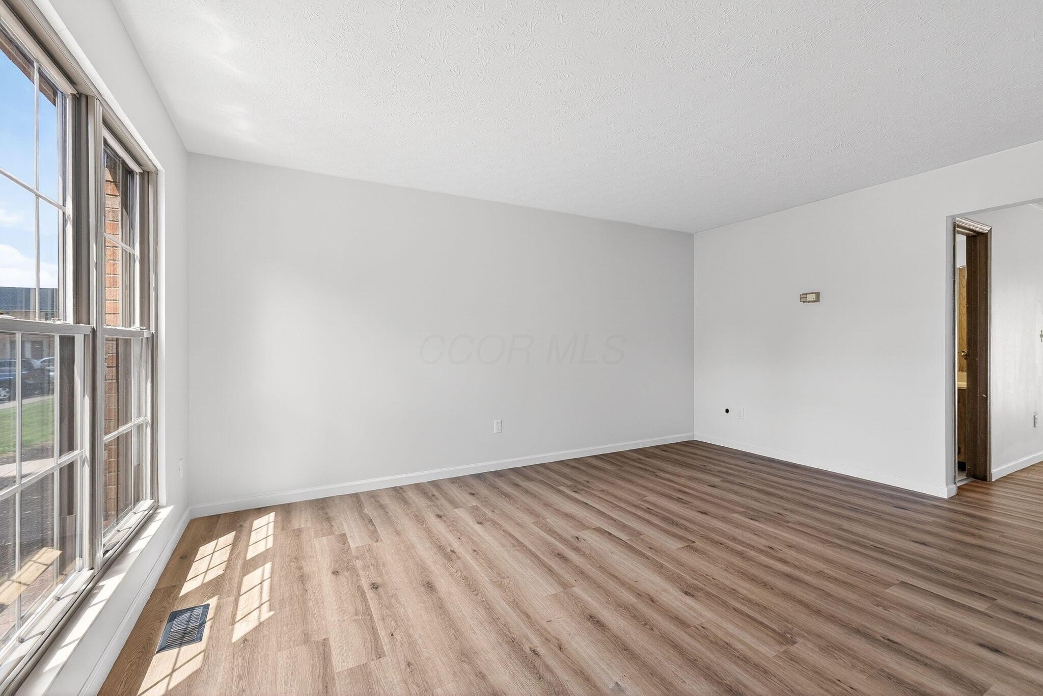 6462 Brookedge Ct – photo 5