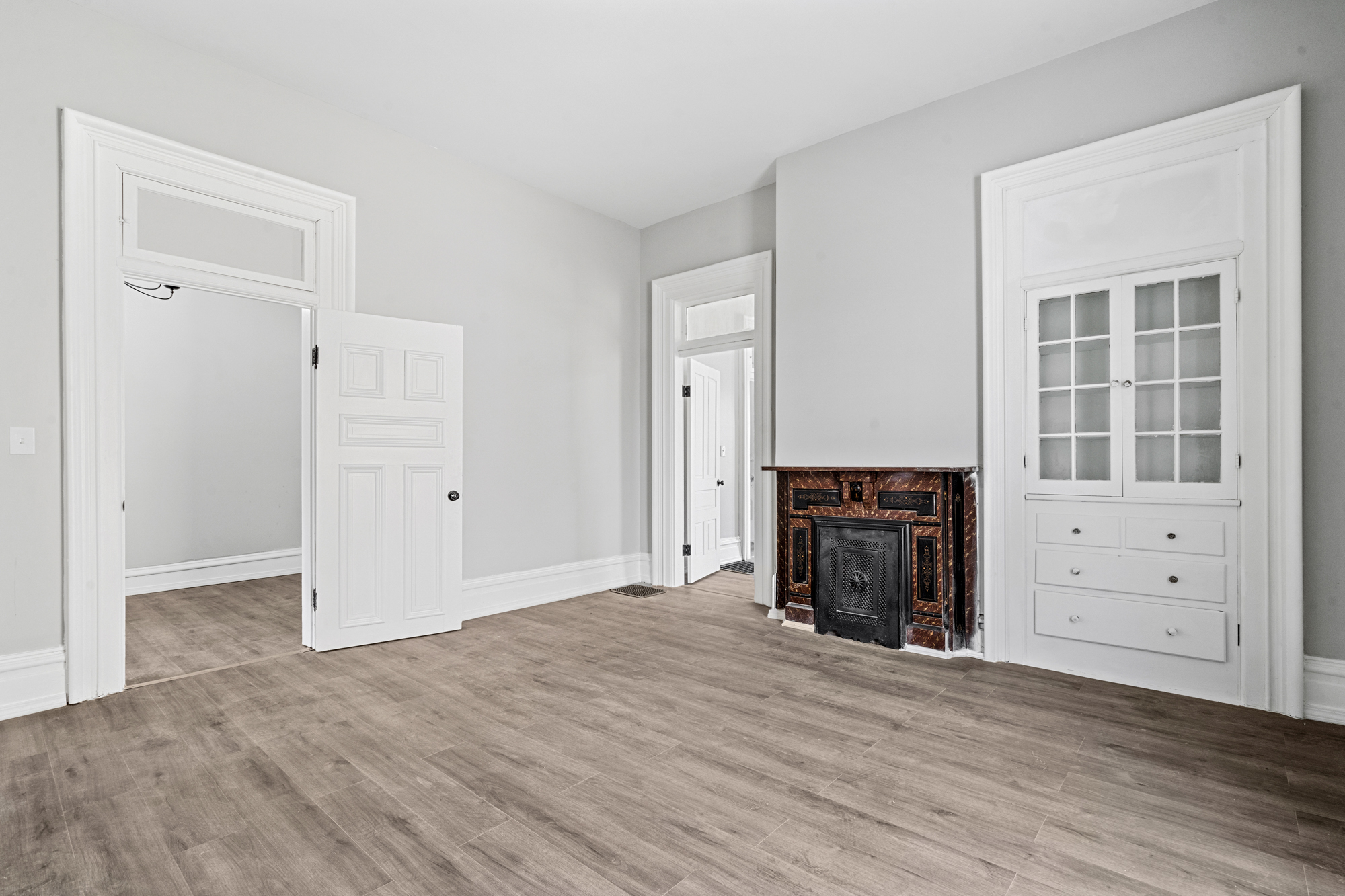 7 N Limestone St – photo 5