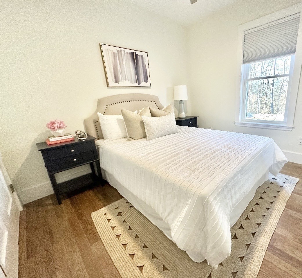 56 Spring St unit 3 – photo 2