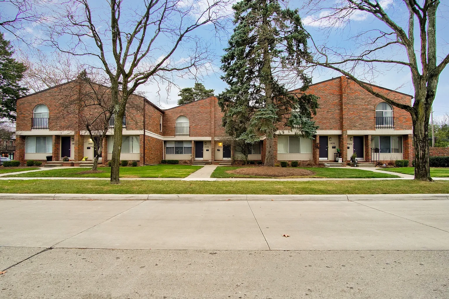 Eton Square Apartments and Townhomes – photo 2