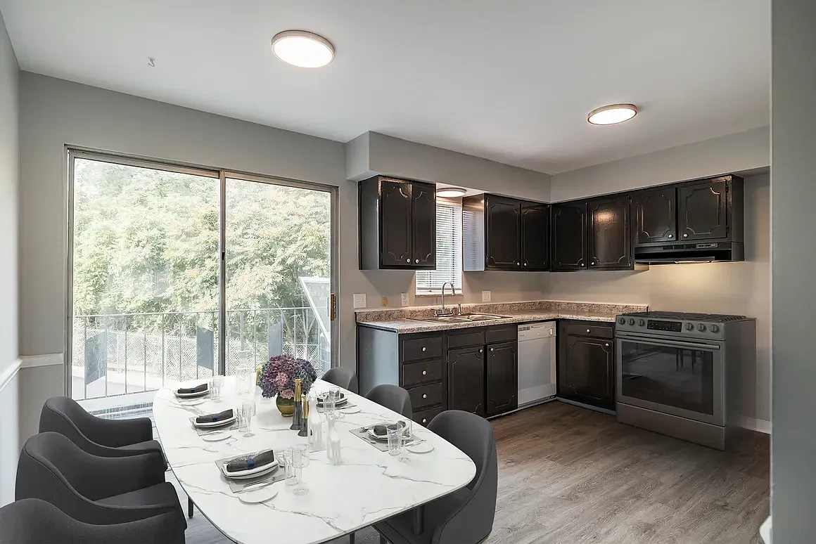 Dominion Townhomes & Apartments – photo 5