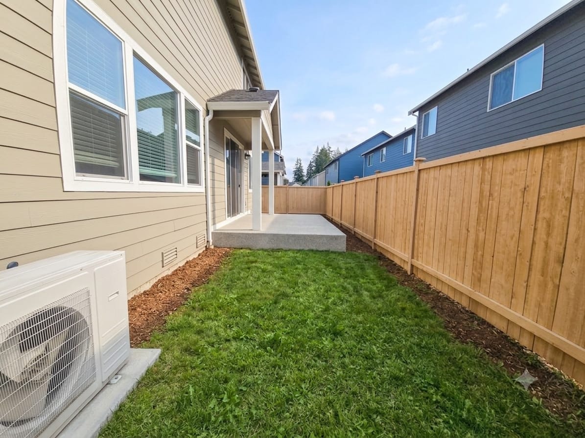 16307 8th Ave E – photo 5