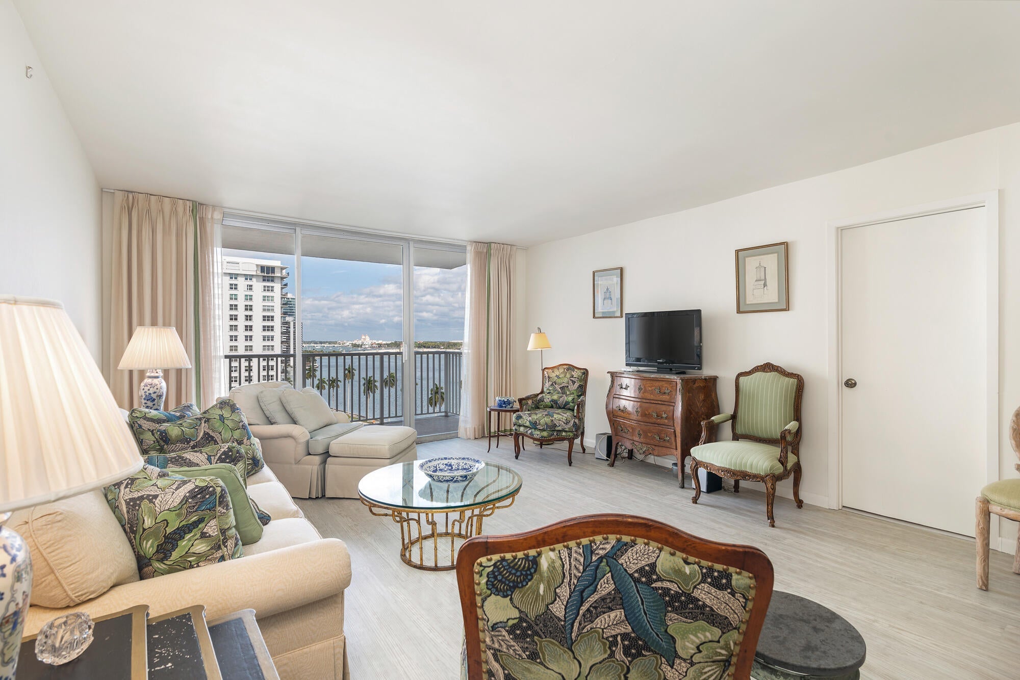1801 S Flagler Dr unit 1105 – photo 4