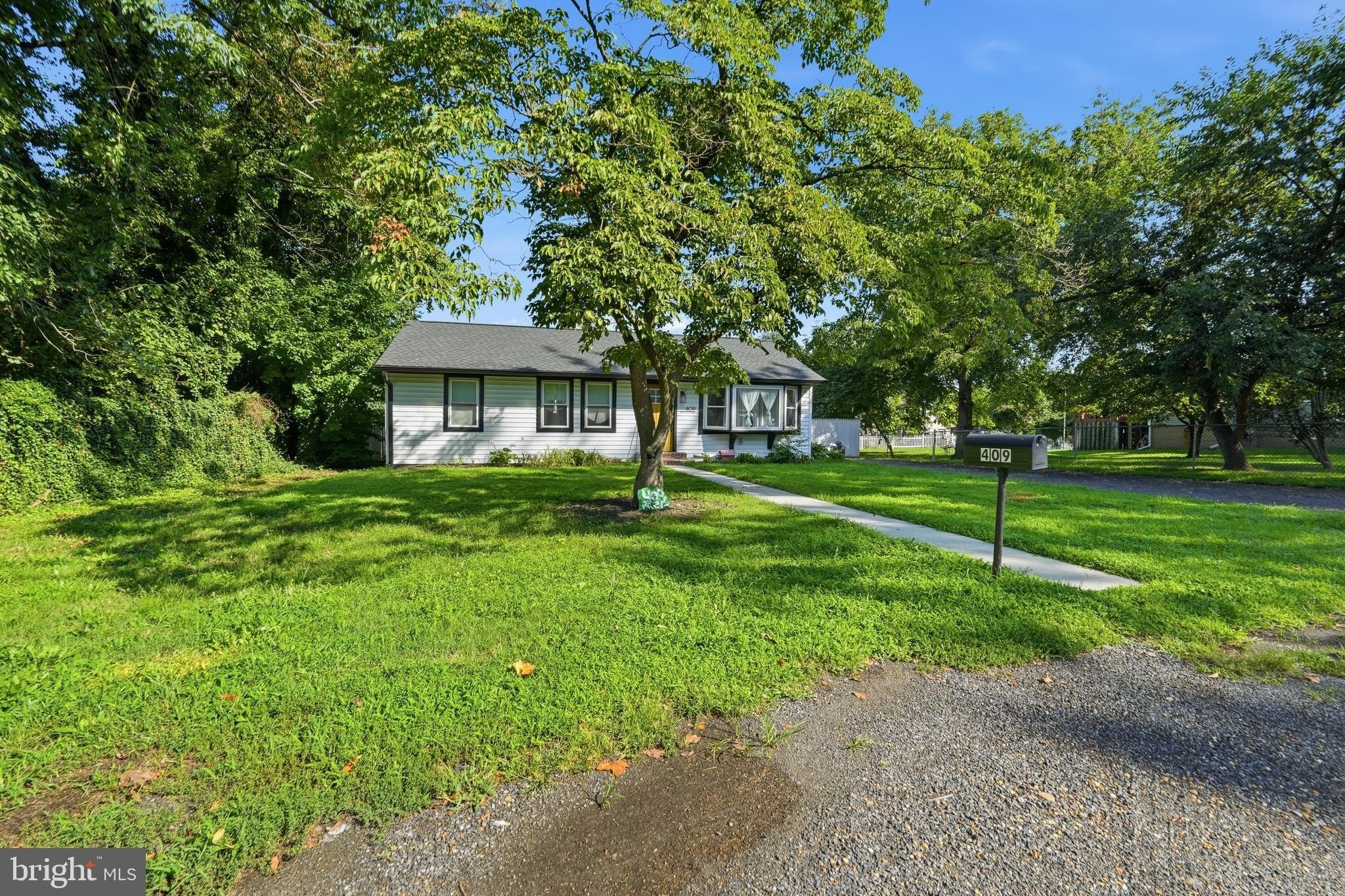 409 River Rd – photo 3