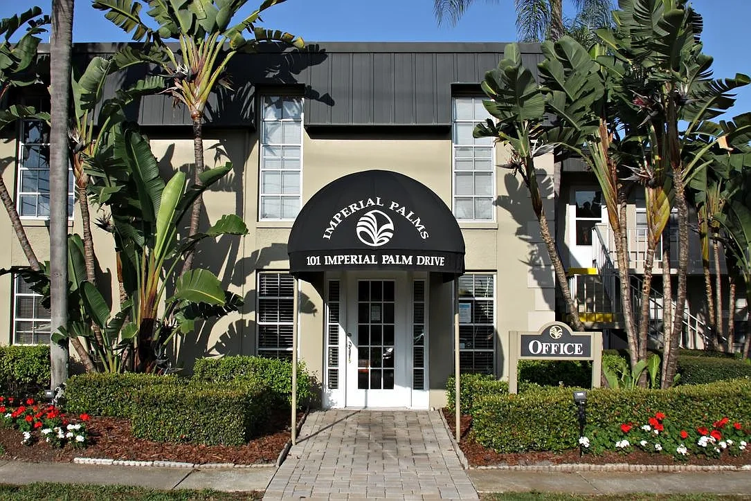 Imperial Palms Apartments – photo 4
