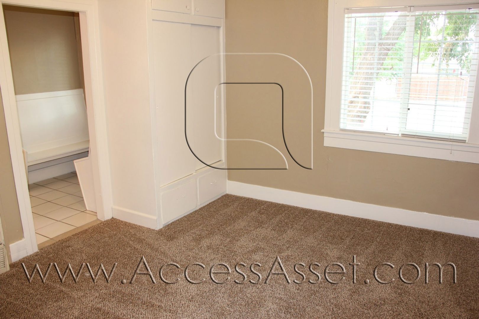 137 E Peck St unit 4 – photo 5