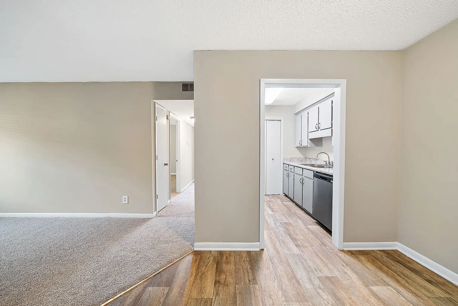 Wellington Place – photo 4