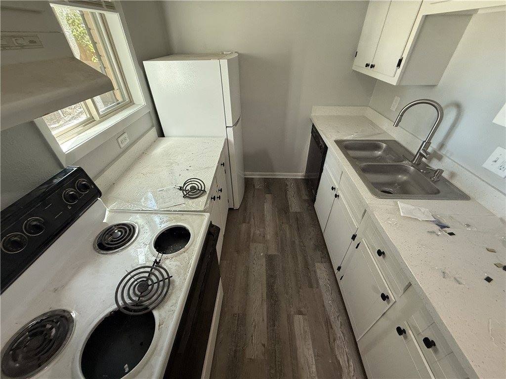314 S Haswell Dr – photo 2