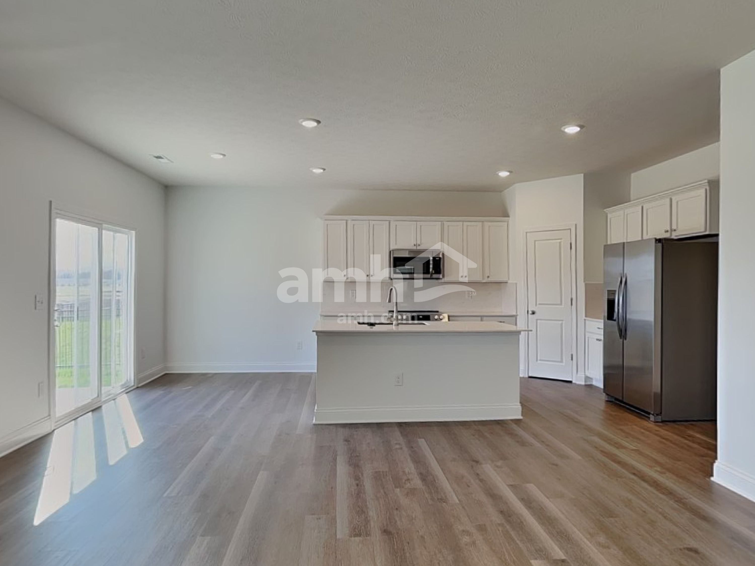 956 Heritage Blvd – photo 5