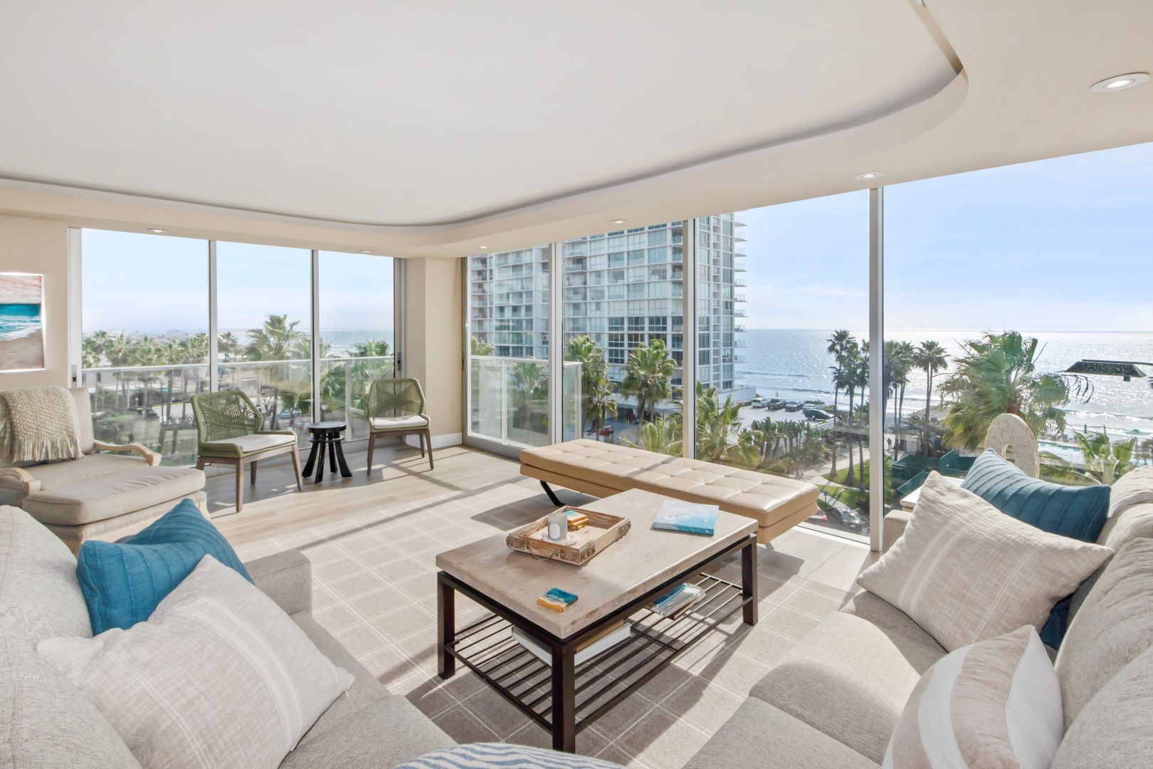 1810 Avenida Del Mundo unit Vacation Rental – photo 1