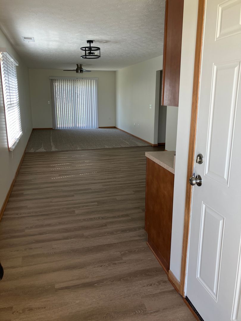 1046 Laurel Tree Ct unit 1046-D Laurel Tree Ct – photo 1