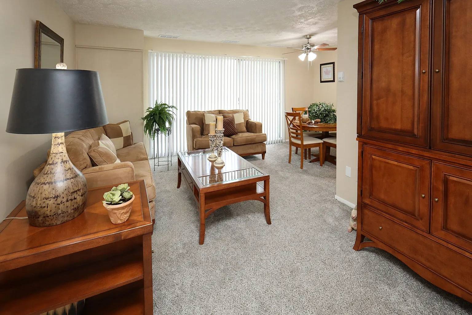 Willoughby Hills Towers – photo 3