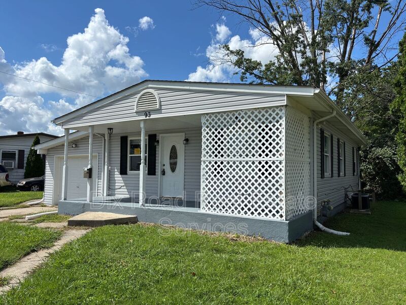 93 Van Buren Dr – photo 1