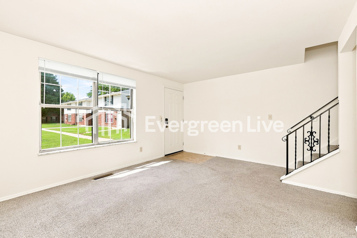 8271 Mt Carmel St – photo 5
