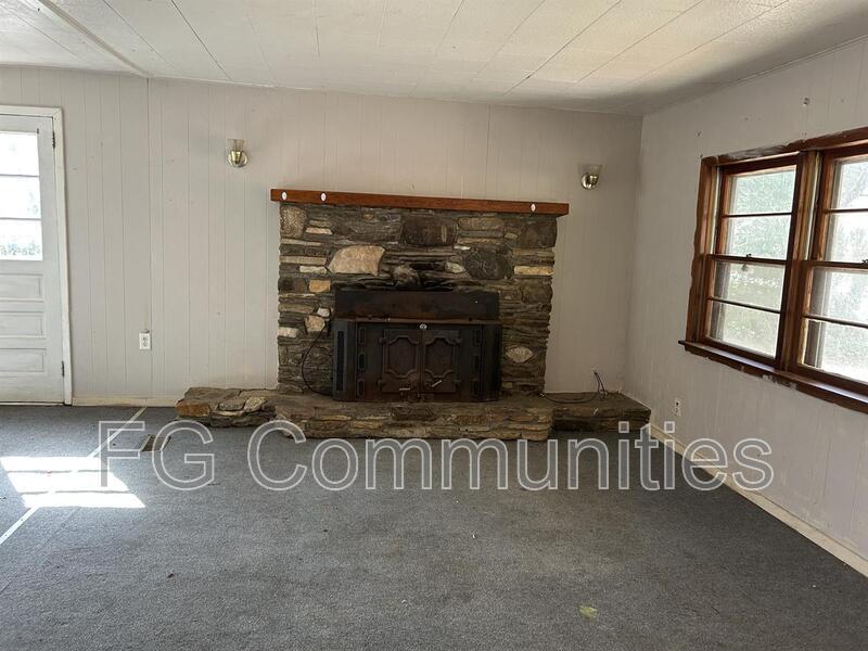 16 Tuckaway Ln – photo 4