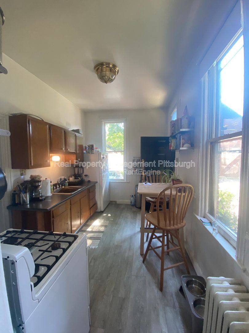 207 S Millvale Ave unit 1 – photo 3