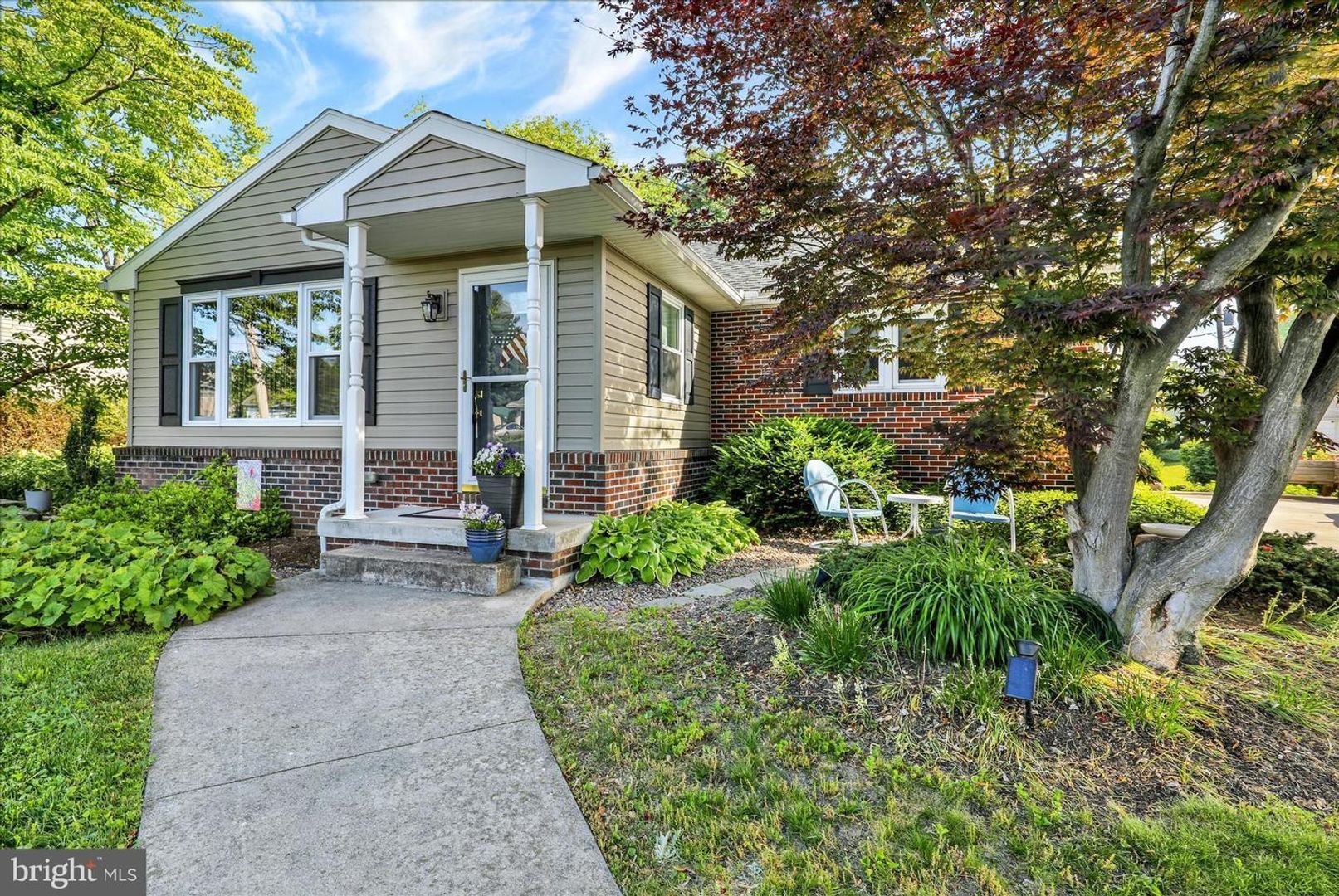 41 W College Ave – photo 4